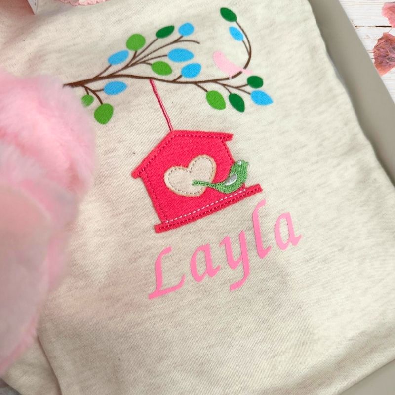 Personalised name Layla on baby bodysuit clothing
