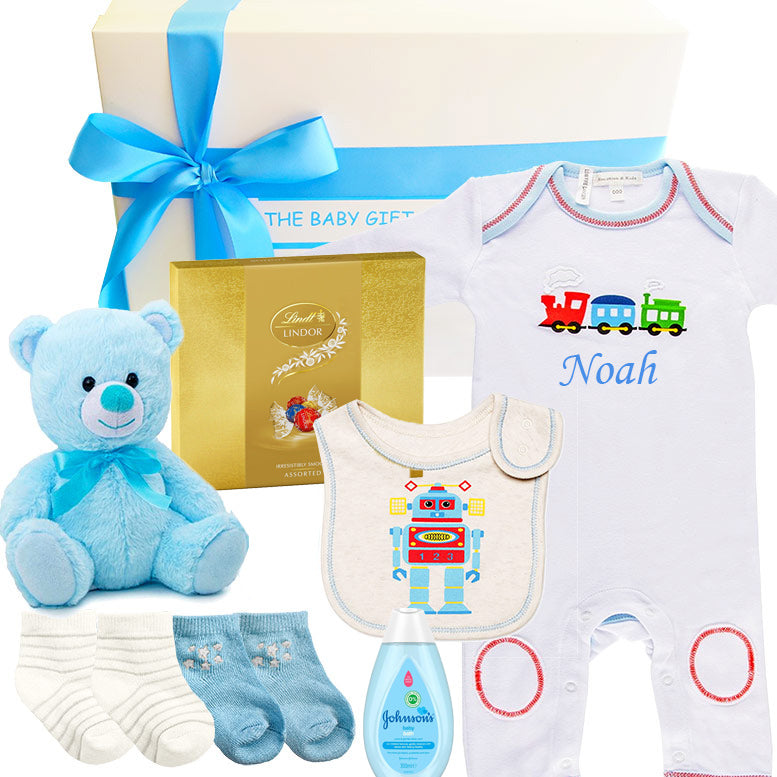 baby gift set, clothes, bath wash from The baby gift company