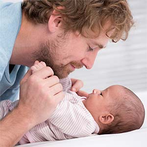 gifts to celebrate and support new dads