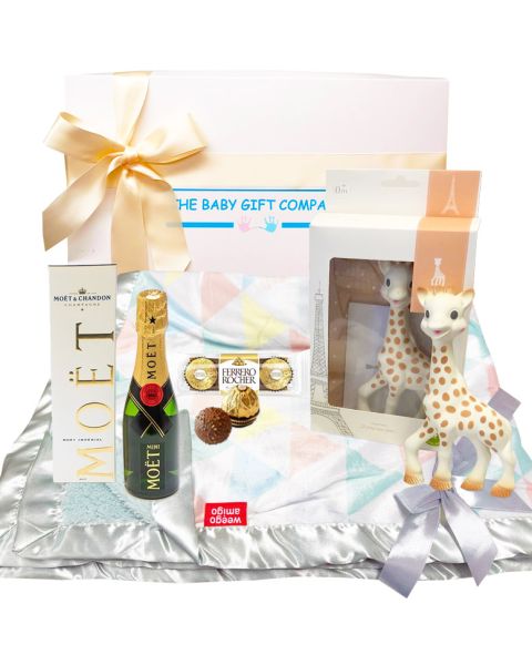 Sophie la Girafe Premium Baby Gift Box - a little touch of elegance and indulgence